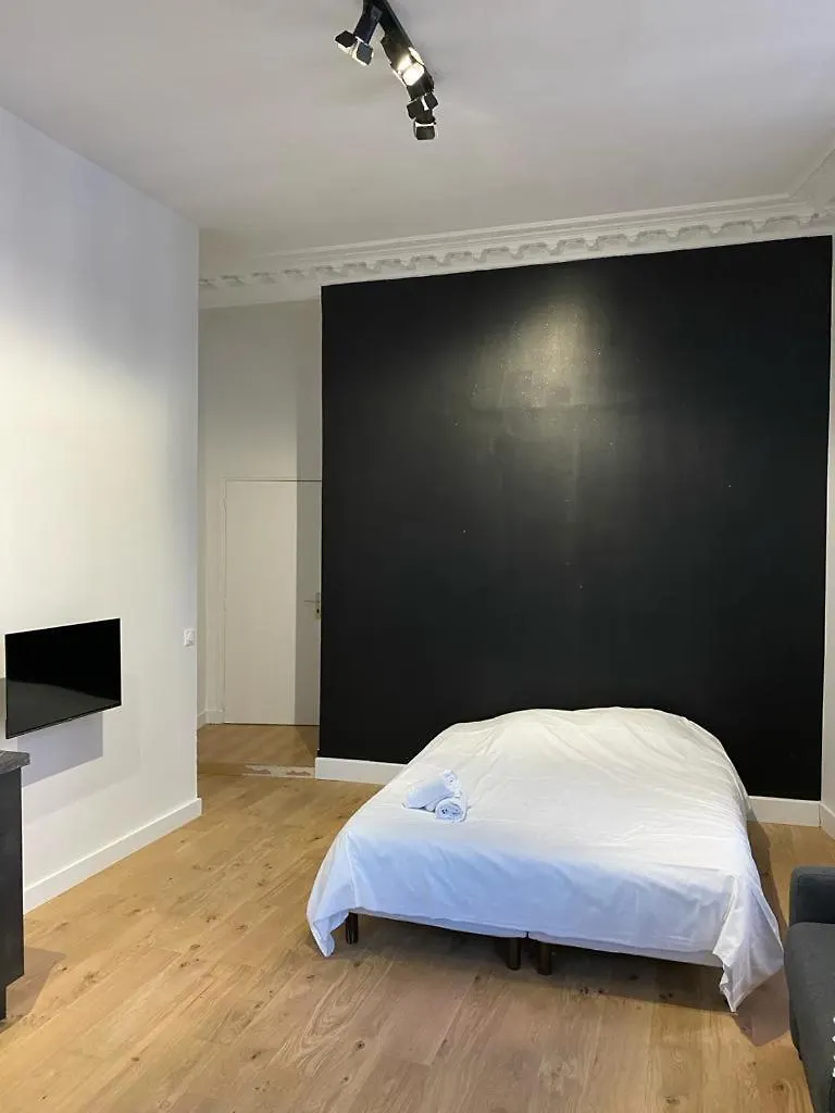 Studio Grand Rex 0*, Paris France
